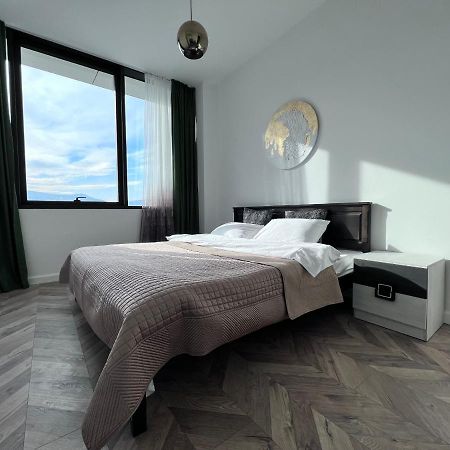 Apartment In Axis Towers, Tbilisi Business Center Exterior foto
